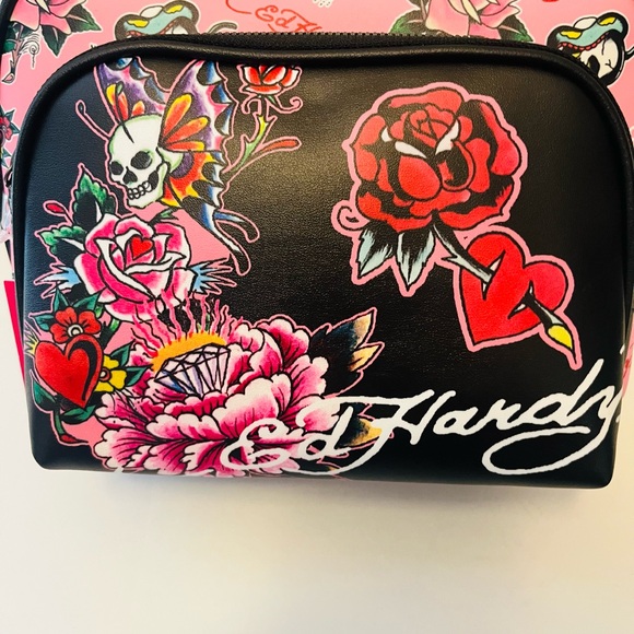 Ed Hardy 2 Piece Cosmetic Set Skull with Butterfly Wings Hearts Roses Snake Bird - Picture 10 of 12